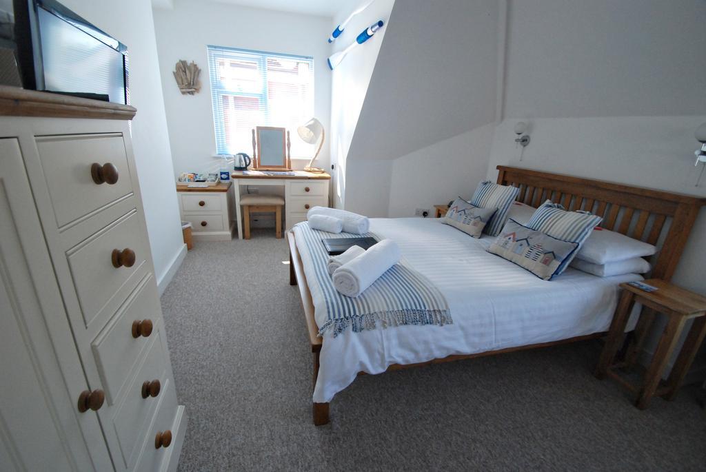 Southern Breeze Lodge - Adults Only Bournemouth Oda fotoğraf